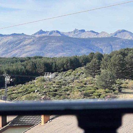 Апартаменты La Nava De Gredos Acogedor Piso Con Vistas Наварредонда-де-Гредос Экстерьер фото